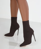 Damen Strumpfstiefel mit elegantem Stiletto-Absatz und hochwertiger Strickoptik R&B