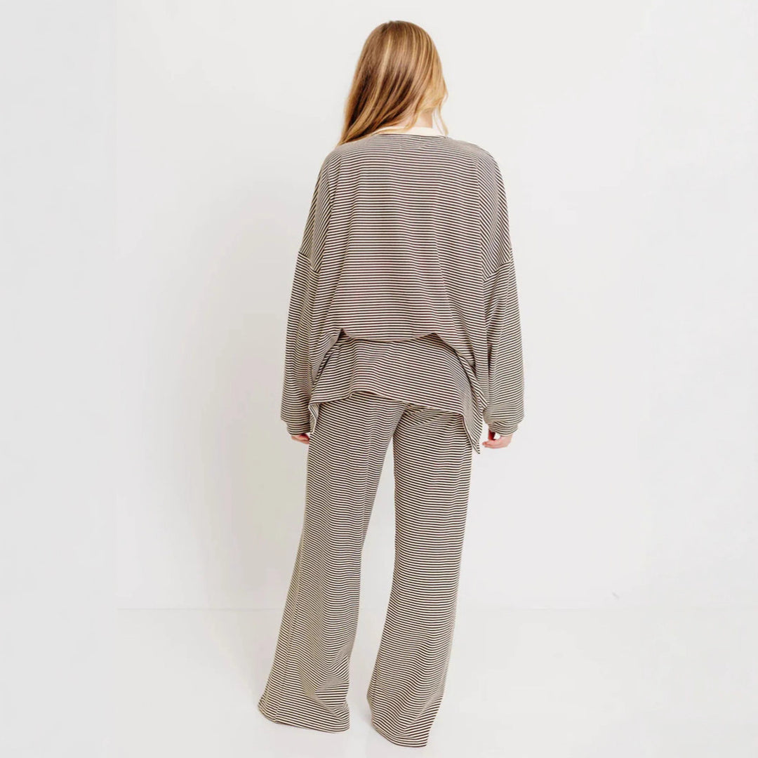 Damen nan gestreiftes Komfort-Set aus feinem Rippjersey mit Oversize-Pullover und weiter Bundhose R&B