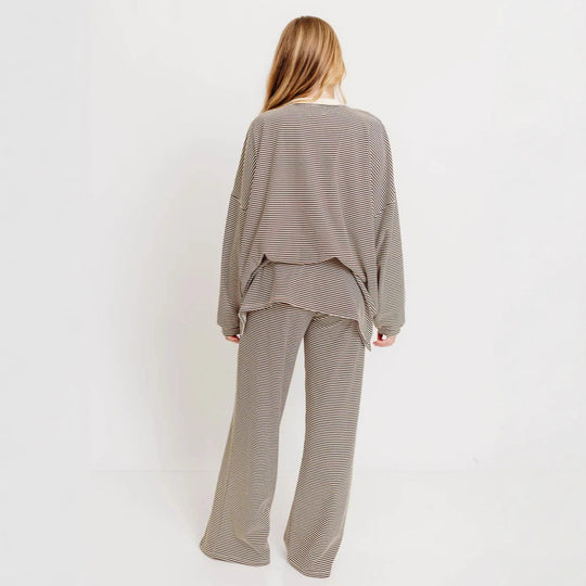 Damen nan gestreiftes Komfort-Set aus feinem Rippjersey mit Oversize-Pullover und weiter Bundhose R&B