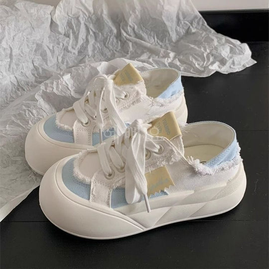 Damen Sneakers mit besonderer Textilstruktur und komfortablem Plateau R&B