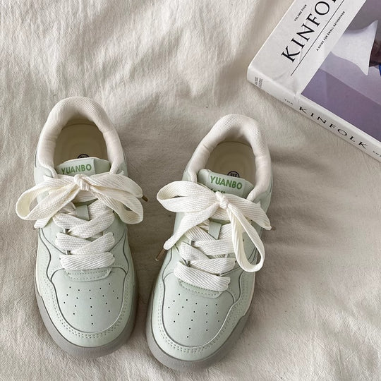 Damen Sportliche Sneakers mit voluminösem Design und innovativer Schnürung R&B