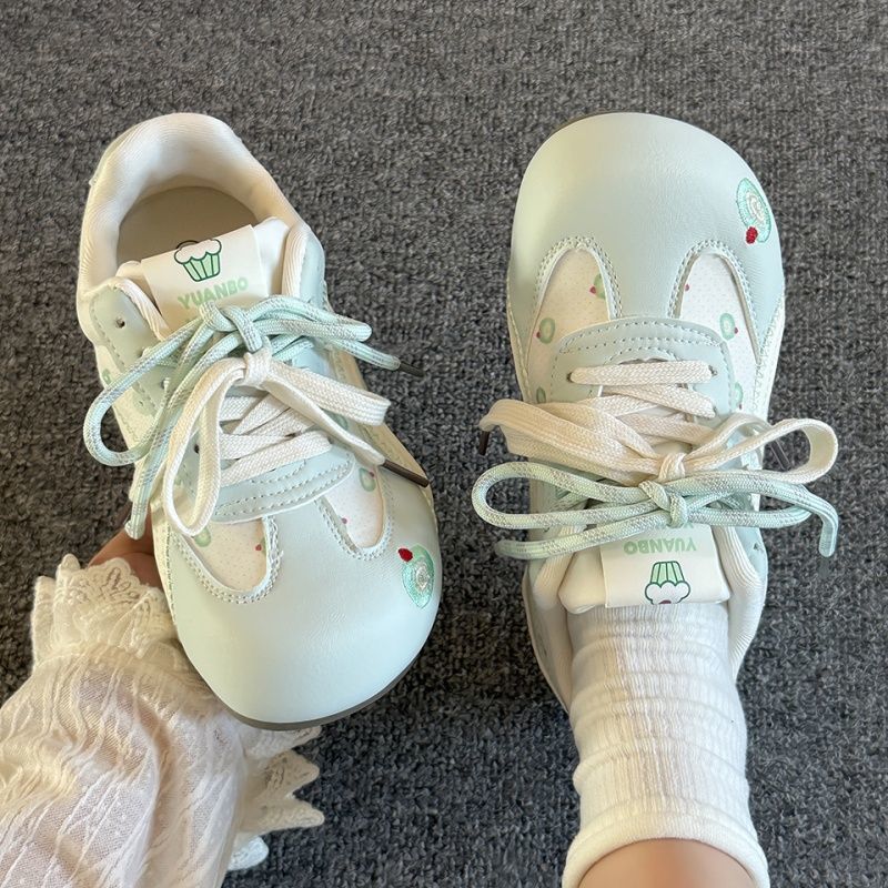 Damen Sportliche Sneakers mit Bärenapplikation und atmungsaktiver Sohle