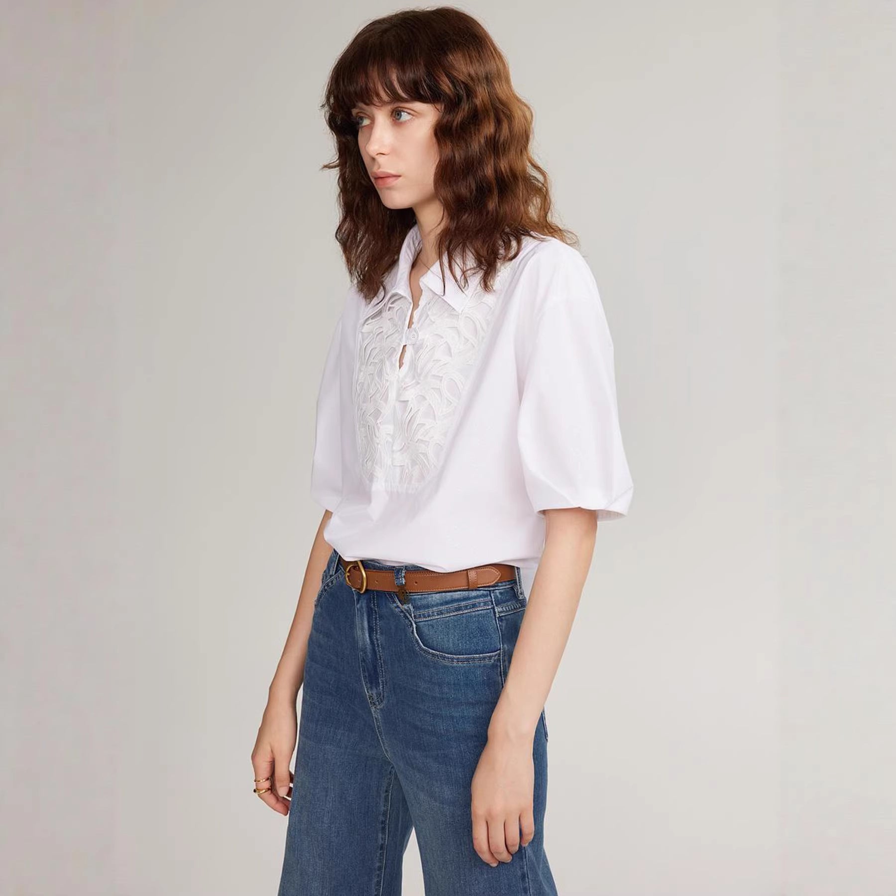 Damen Elegante Bluse mit traumhaftem Stickdesign und Knopfdetails R&B