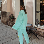 Damen Strickanzug mit oversized Schnitt und modischen Details R&B