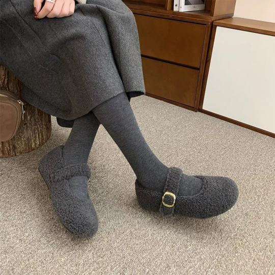 Damen Bequeme Hausschuhe mit Schnallenverschluss und weichem Innenfutter R&B