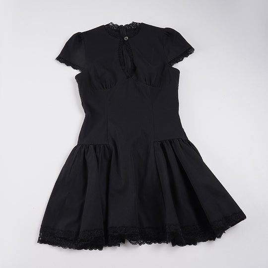 Damen Kleid mit romantischem Rüschensaum und zarten Spitzenakzenten R&B