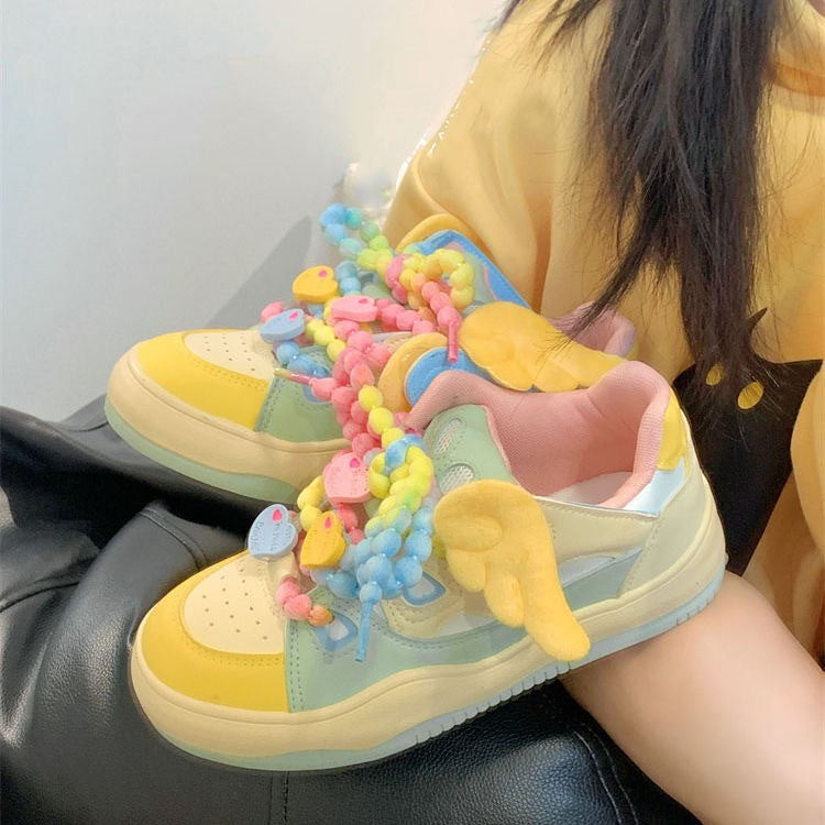 Damen Stylische Sneakers mit verspielten Applikationen und farbenfrohen Details R&B