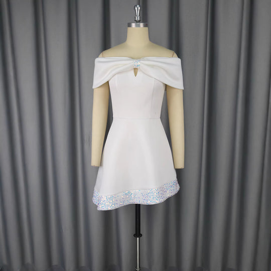 Damen Kurzkleid mit elegantem Off-Shoulder Design und funkelndem Saum R&B