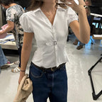 Damenbluse mit tailliertem Schnitt und eleganter Gürtelakzent R&B