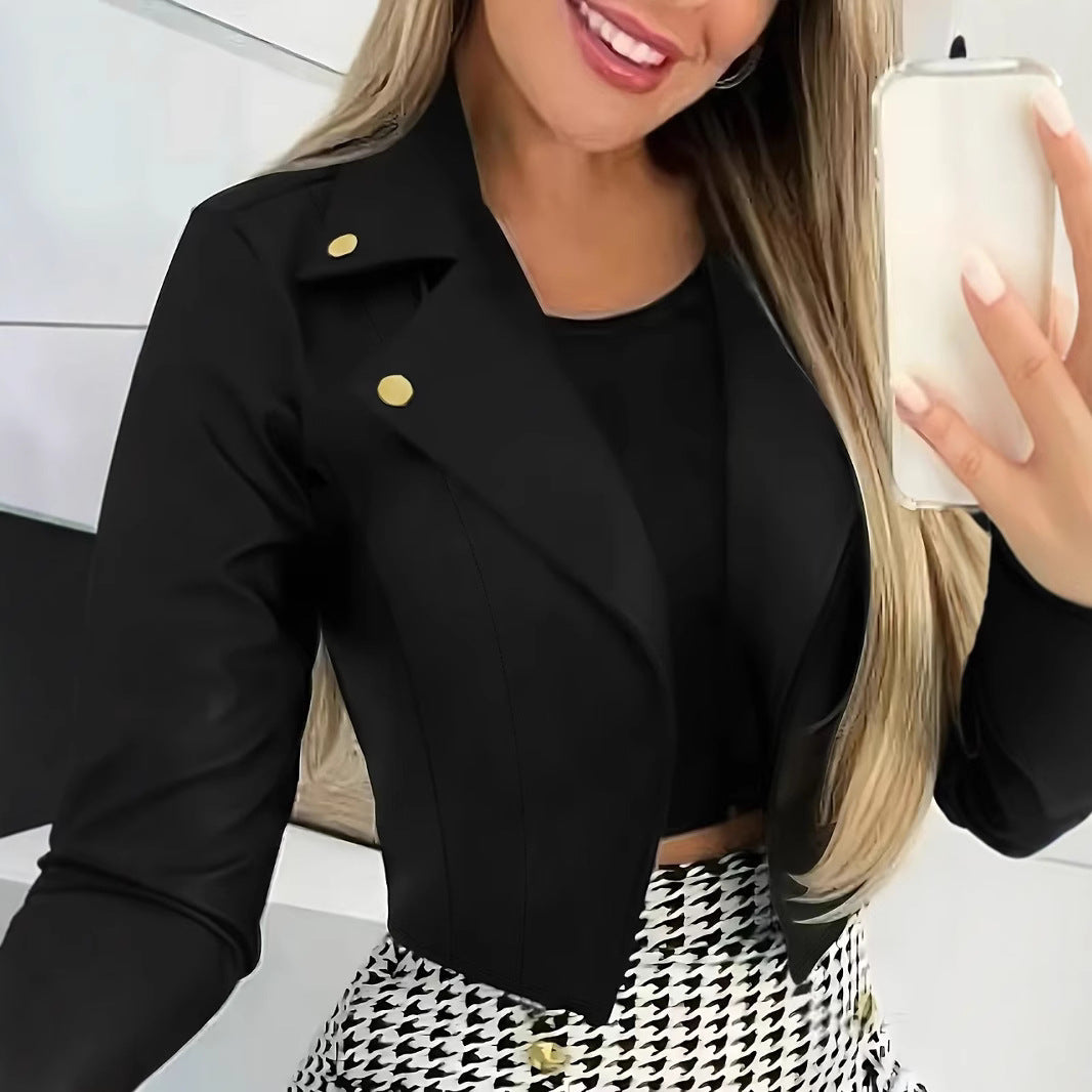 Damen Kurzarm Blazerjacke mit asymmetrischem Schnitt und dekorativen Knöpfen R&B