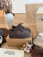 Damen Sportliche Sneaker mit dämpfender Sohle aus hochwertigem Obermaterial