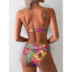 Damen BikinOberteil mit trendigem Blumenmuster und Ringdetails R&B