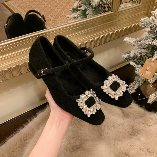 Damen Ballerina-Schuhe mit funkelnden Strassdetails und nostalgischem Riemenverschluss R&B