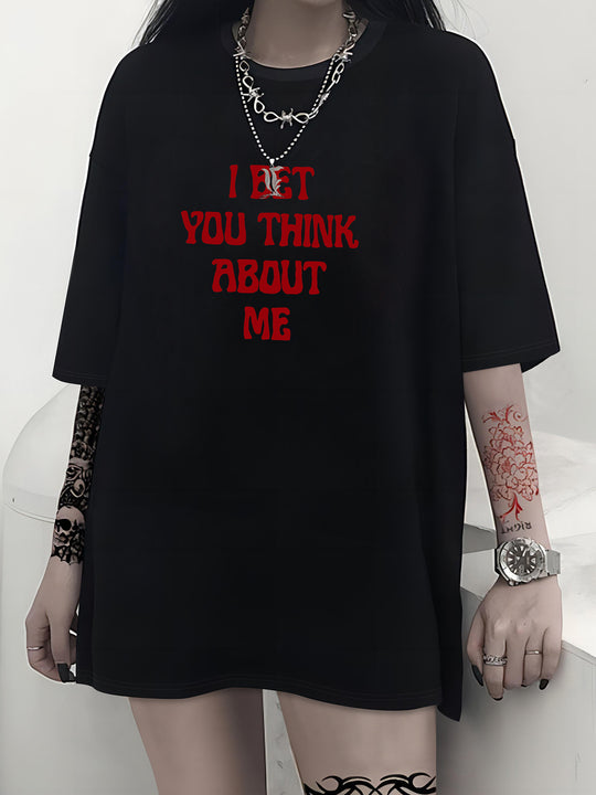 Damen T-Shirt mit kreativem Katzenmotiv und verspielter Schleife R&B