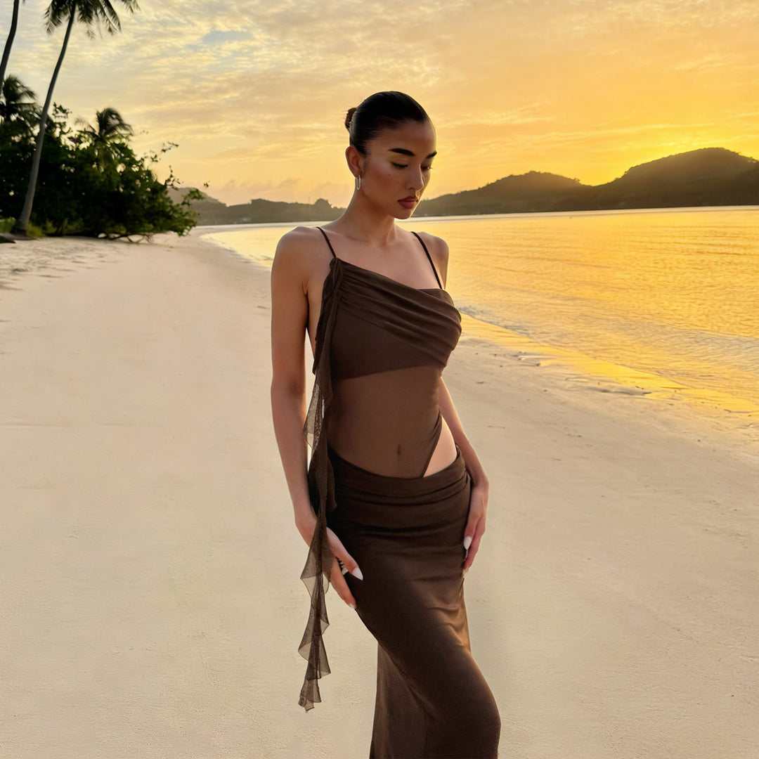 Damen elegantes Abendkleid mit raffinierten Rüschendetails und transparenten Einsätzen R&B