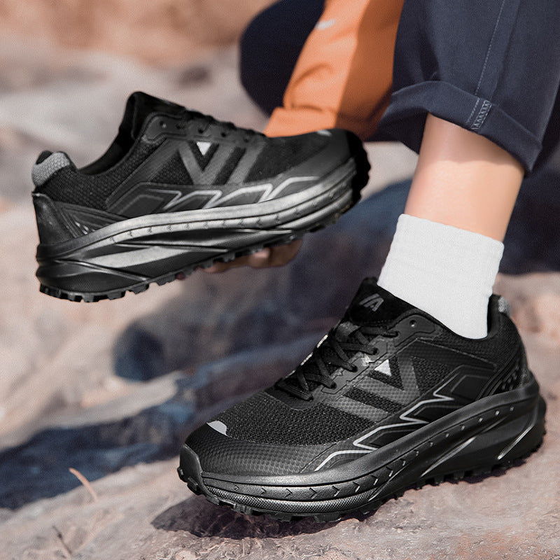 Damen nan dämpfender Komfort-Trailrunner mit extrabreiter Zwischensohle und profiliertem Grip R&B