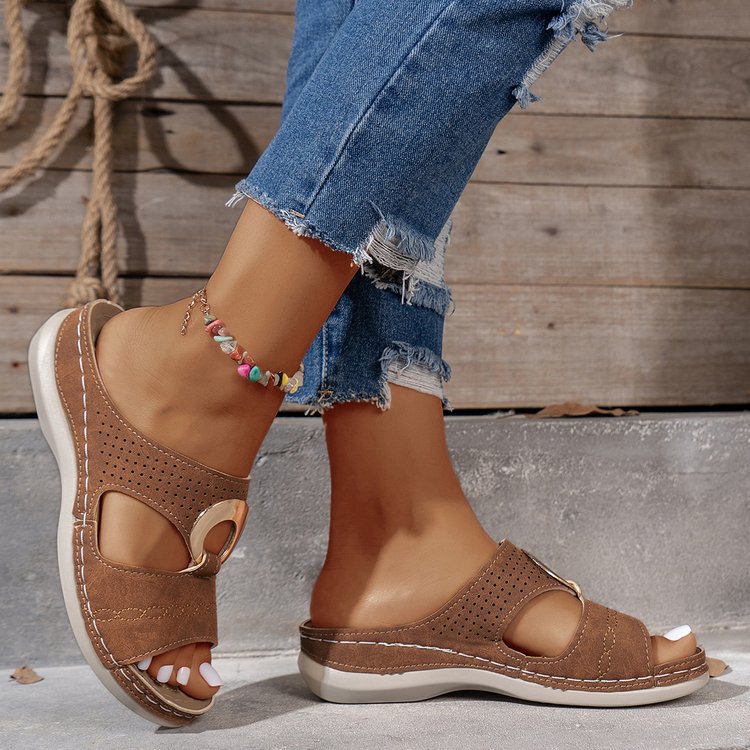 Damen Komfortable Clogs mit modischen Perforationen und geschmücktem Riemen R&B