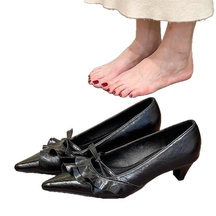 Damen elegante spitze Pumps mit Rüschendetail R&B