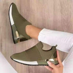 Damen Slip-On Sneakers mit atmungsaktiver Textilkonstruktion und modischem Metallic-Detail R&B