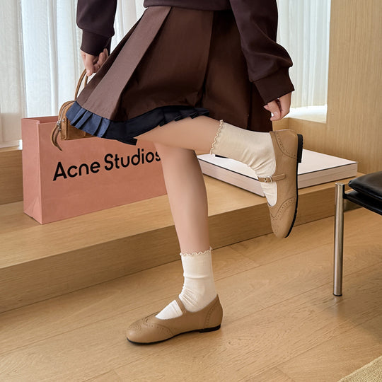 Damen Elegante Mary Jane Ballerinas mit feinen Lochmustern und modischem Riemchen R&B