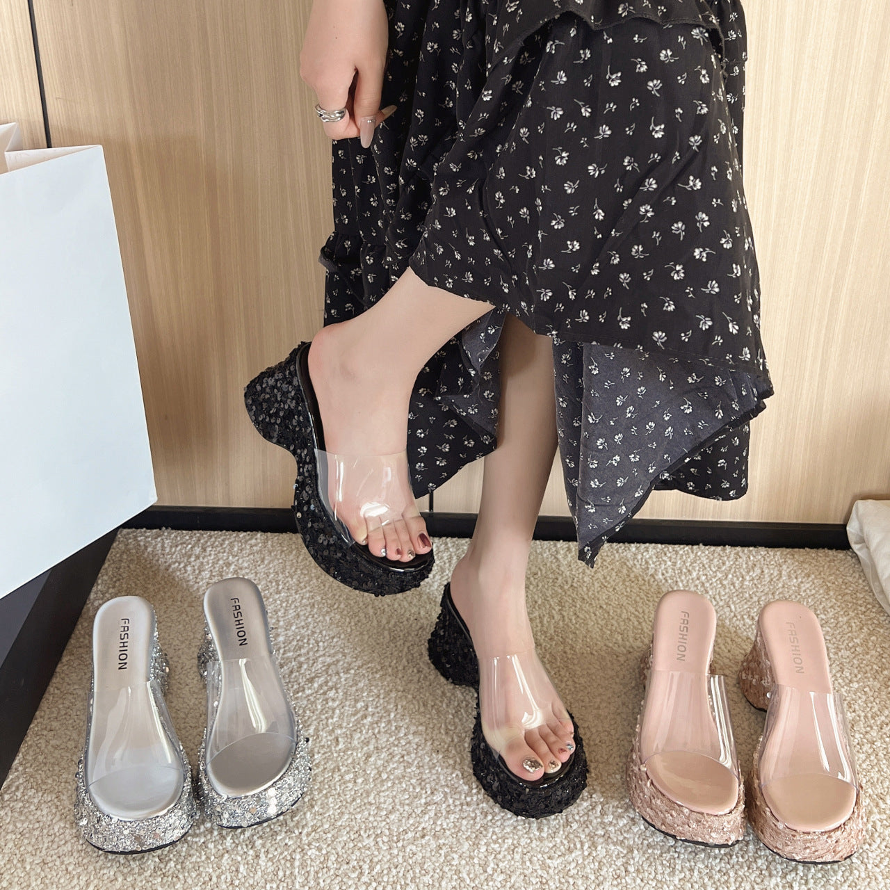 Damen Glamouröse Plattform-Mules mit glitzerndem Design und ergonomischer Sohle R&B