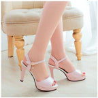 Damen Plateau-Sandalen mit eleganter Rollenschnalle R&B