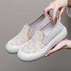 Damen Sportliche Slip-On Sneakers mit rutschfester Sohle und elastischem Einsatz R&B