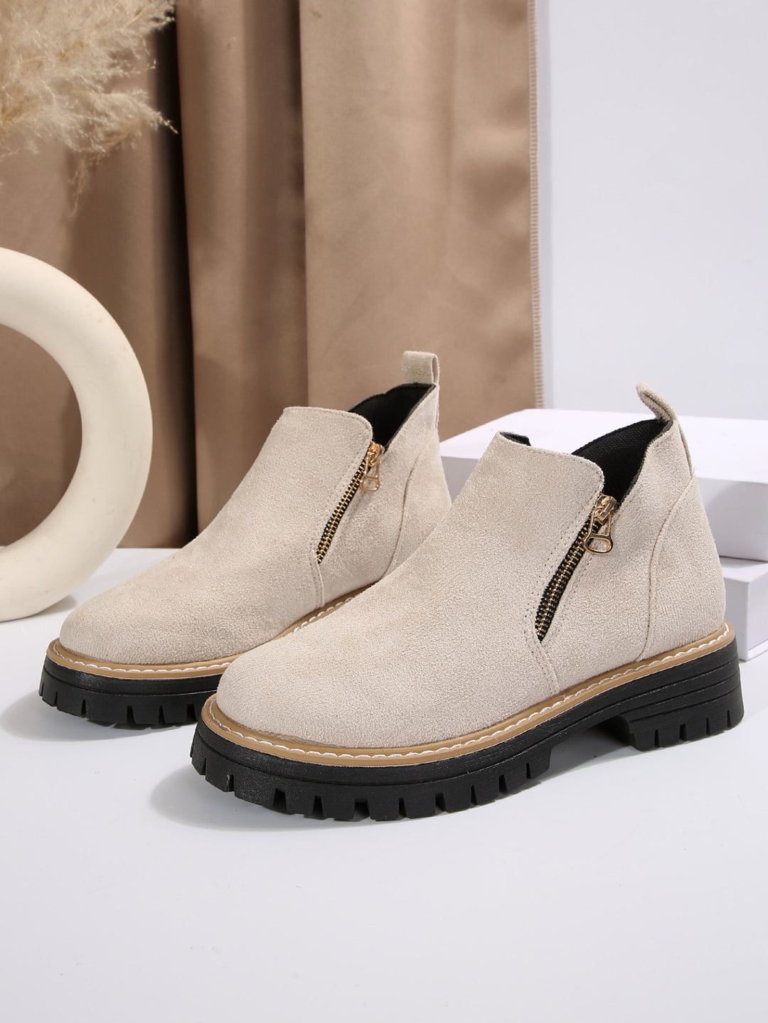 Damen Trendige Chelsea-Boots mit seitlichem Reißverschluss und rutschfester Sohle R&B