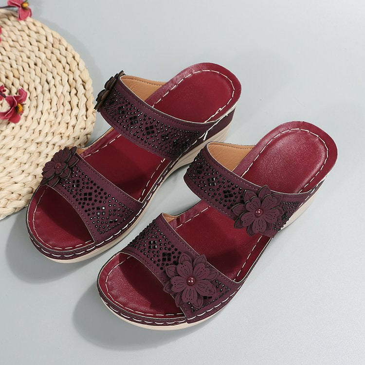 Damen modische Wedge-Pantoletten mit floralem Dekor R&B