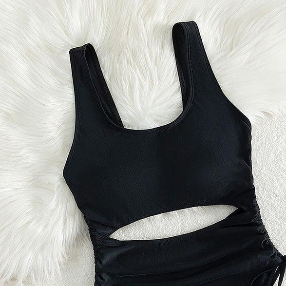 Damen Einteiler Badeanzug mit seitlichen Cut-Out-Details R&B
