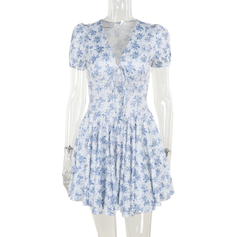 Damen verspieltes Blumenkleid mit voluminösem Rock und taillierter Taille R&B