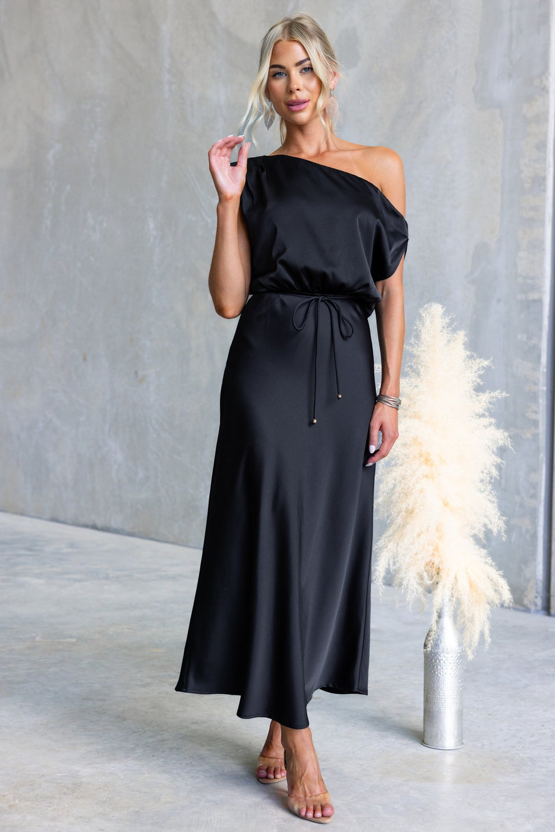 Damen Maxi-Kleid mit schulterfreiem Design und elastischem Taillenbund R&B