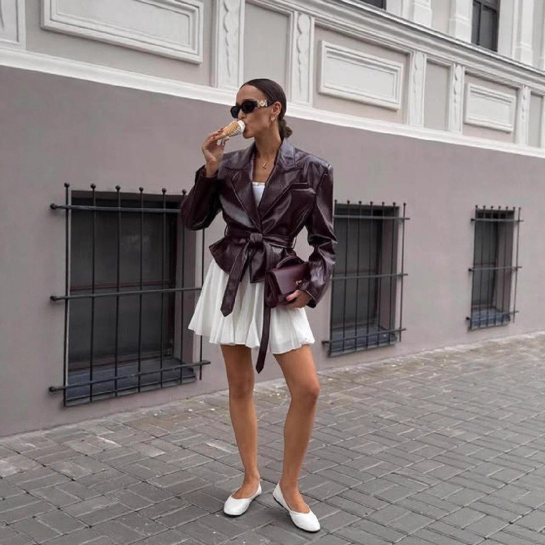 Damen Kunstlederblazer mit taillierbarem Gürtel R&B
