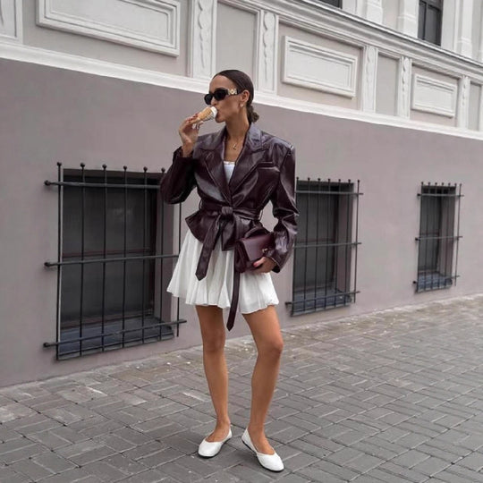 Damen Kunstlederblazer mit taillierbarem Gürtel R&B