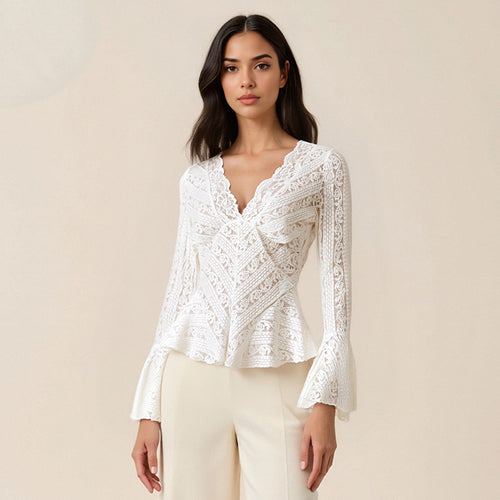 Damen Spitzenshirt mit ausgestellten Ärmeln und tailliertem Schnitt R&B