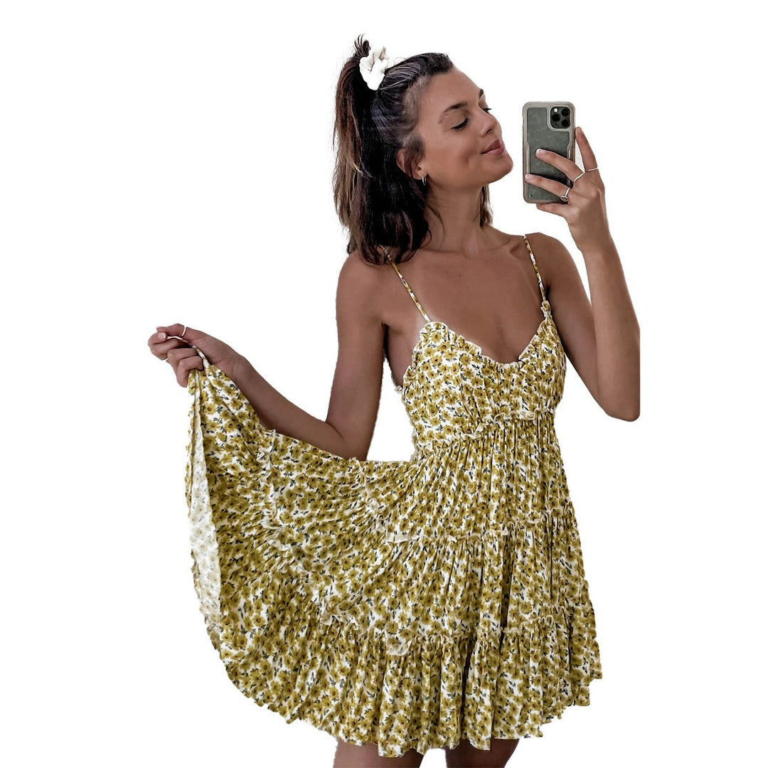 Damen Sommerliches Rüschenkleid mit verstellbaren Trägern und fließendem Schnitt R&B