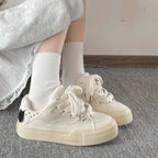 Damen Komfortable Sneakers mit dickem Plateau und verspieltem Schnürsystem