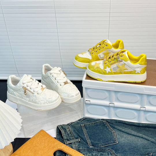 Damen Sneakers mit dekorativen Sternenapplikationen und stabiler Laufsohle R&B