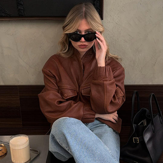 Damen Modische Kunstlederjacke mit einzigartigen Taschen und elastischen Rippabschlüssen R&B