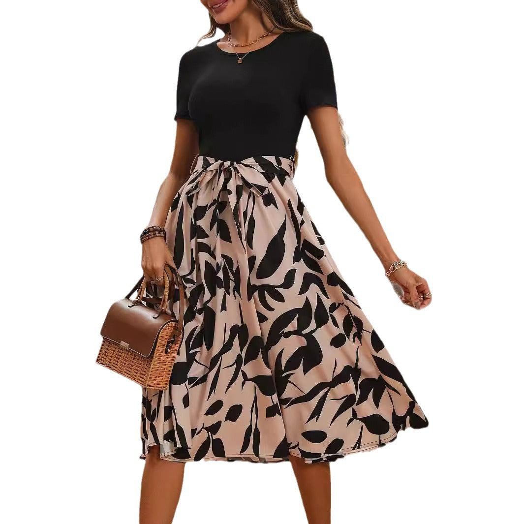 Damen Midi-Kleid mit tailliertem Schnitt und einzigartigem Print R&B