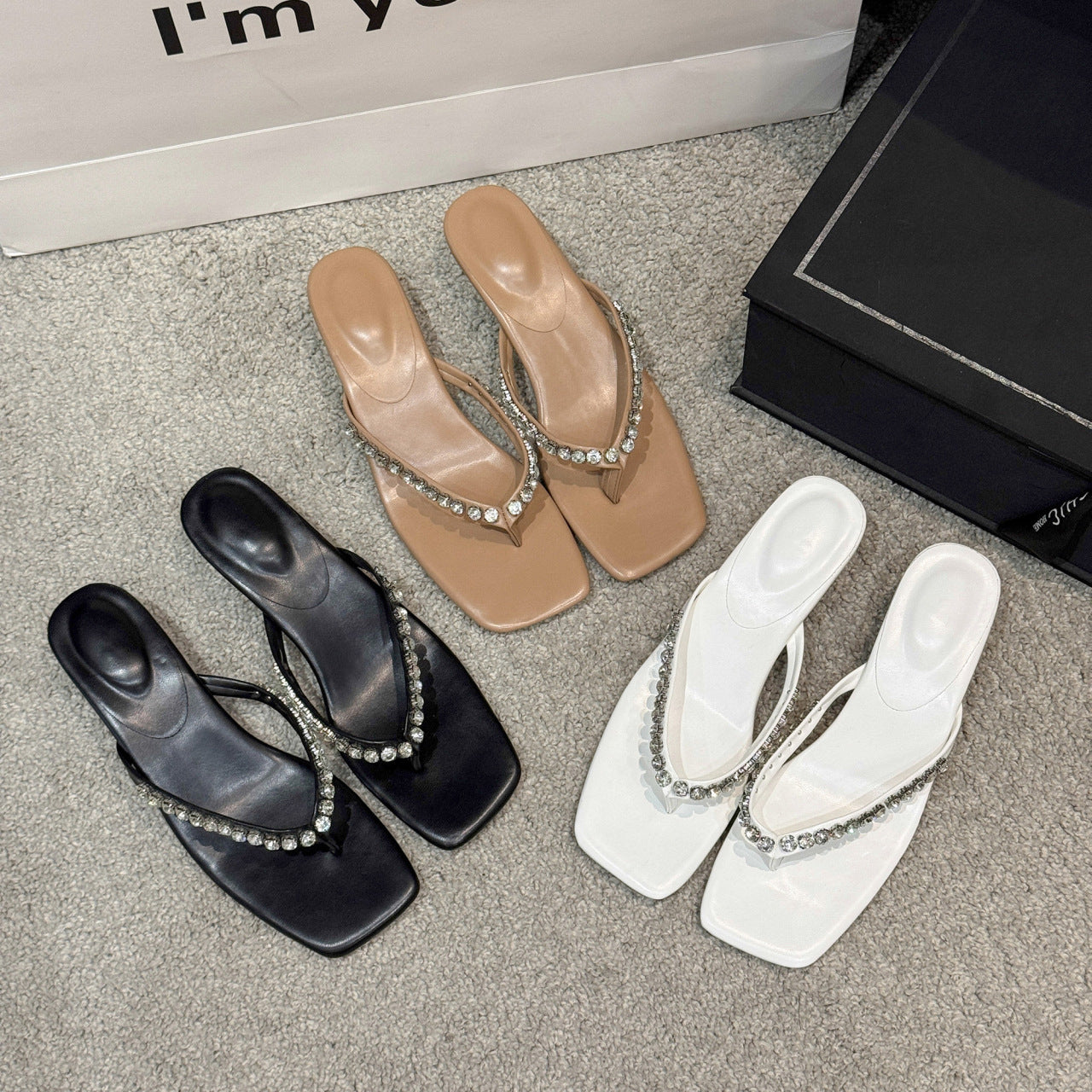 Damen Flip-Flops mit glamourösem Strassbesatz und bequemem Fußbett R&B