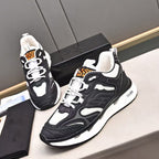 Damen Sportliche Laufschuhe mit atmungsaktiver Oberflächenstruktur und dynamischer Dämpfung R&B