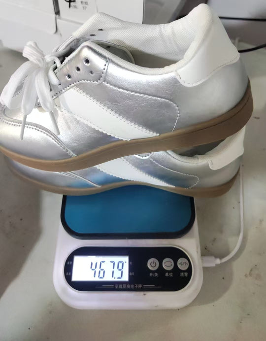 Damen Sportliche Sneaker im Retro-Design R&B