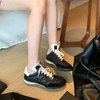Damen Sportliche Lifestyle-Sneaker mit gepolstertem Obermaterial und dämpfender Sohle