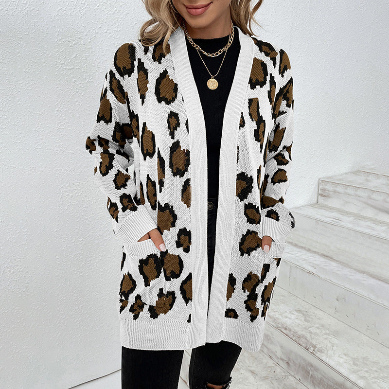 Damen modische Strickjacke mit Leopardenmuster und praktischen Taschen R&B