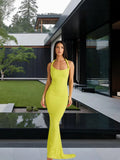 Damen Figurumspielendes Maxikleid mit schulterfreiem Design und raffinierten Trägerdetails