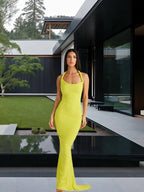 Damen Figurumspielendes Maxikleid mit schulterfreiem Design und raffinierten Trägerdetails