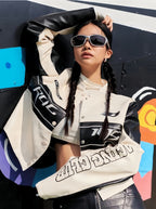 Damen cropped Bikerjacke mit einzigartigen Grafikdetails R&B