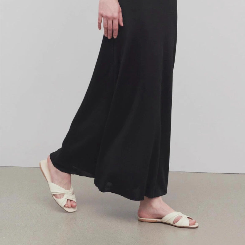Damen Elegante Riemensandalen mit modernen Faltendetails R&B