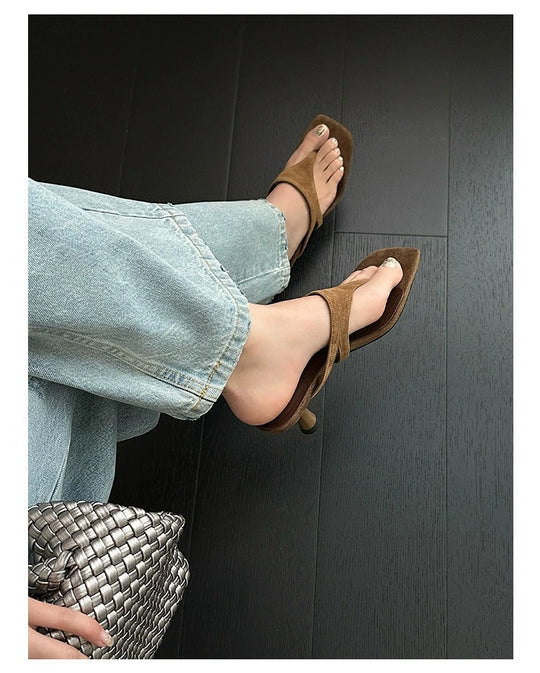 Damen Zehentrenner-Sandalen mit ergonomischem Fußbett und modischem Riemendesign R&B